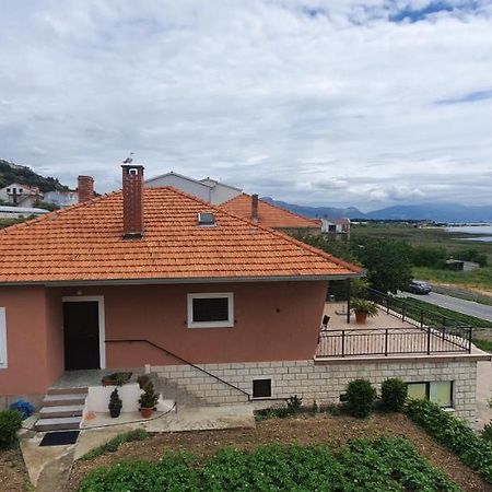 Apartmani Matea Трогир Екстериор снимка