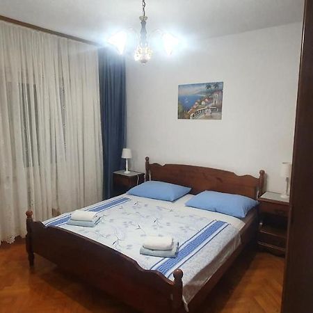 Apartmani Matea Трогир Екстериор снимка